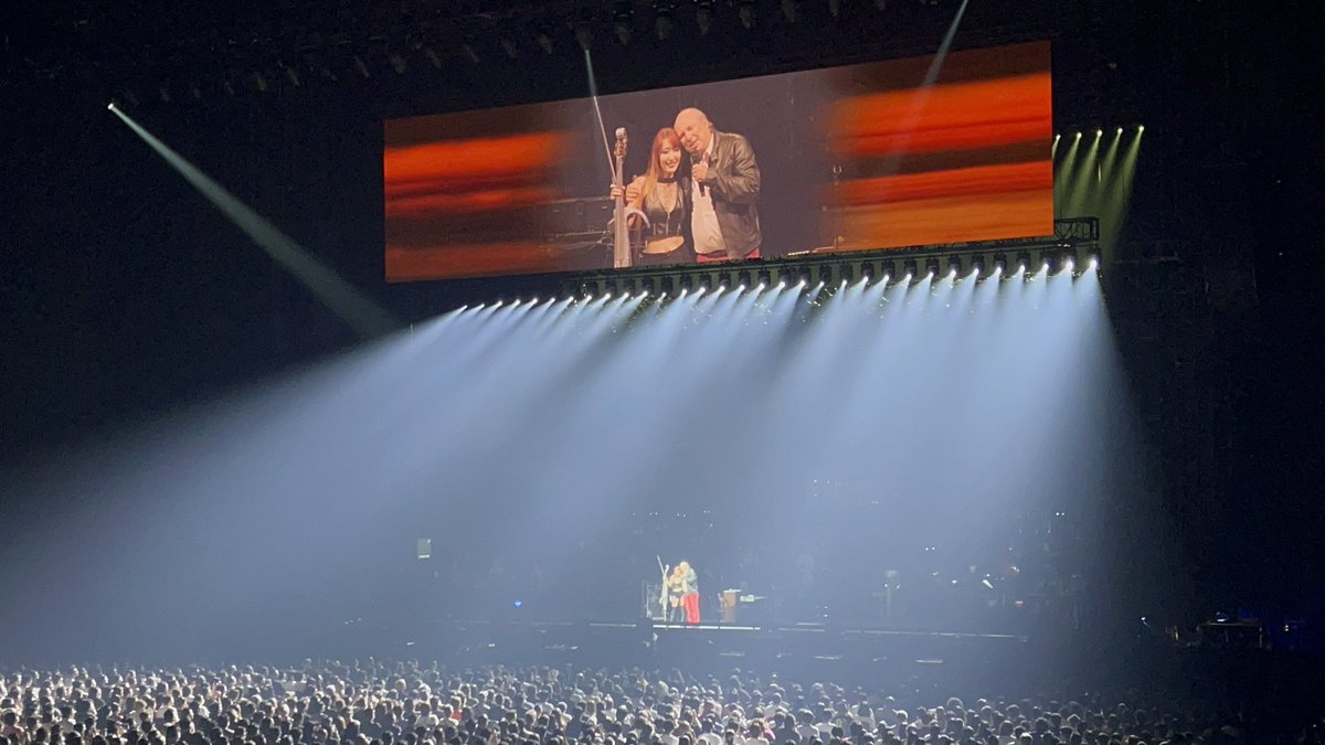 jage_jp's tweet photo. Hans Zimmer Live in Japan at ぴあアリーナMM が終演して帰りの電車なう。
若い頃のHeldenプロジェクトの曲はもちろん聴けませんでしたが、今日演奏された世界的に有名な楽曲たちの根っこにはHeldenがあることを感じられた素晴らしいライヴでした♪
#HansZimmer
#ハンス・ジマー
#Helden
#WarrenCann https://t.co/MbyfGpaKpc