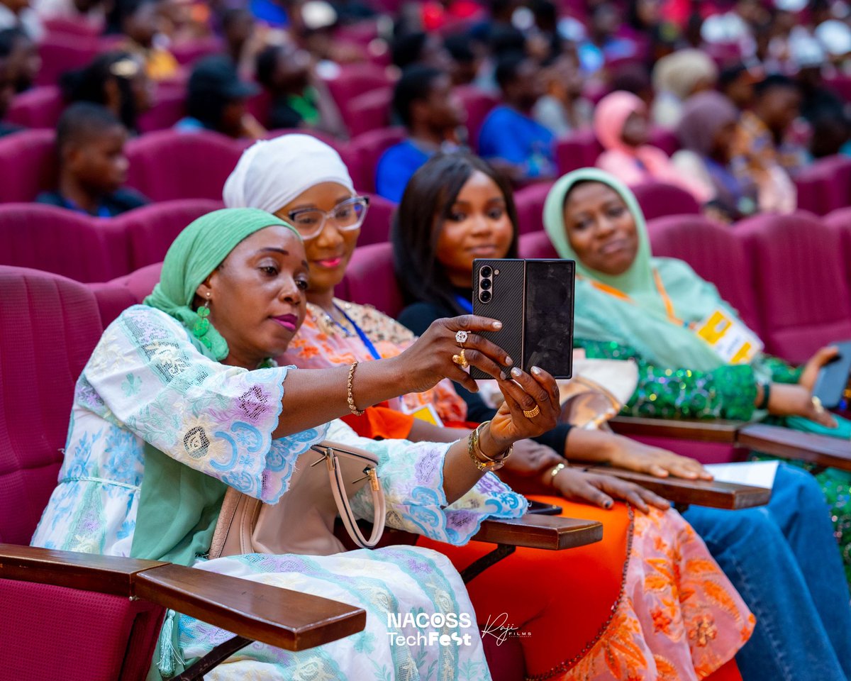 NACOSS_UIL's tweet image. We paused, but the energy never left!⚡️🔥🔥
#NACOSSTechfest 1.0 is still on our minds and it’s time to relive every moment. Let’s wrap this up this right way!!!🤗🚀🚀

#NACOSSUnilorin 
#NACOSSSYNC 
#TechForGood
