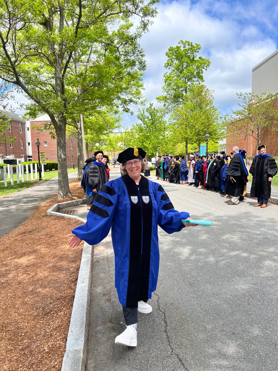 Mass_Tech's tweet photo. MassTech CEO Carolyn Kirk received an honorary Doctorate of Public Administration from @Merrimack College, joining leaders from @NASA , @UMassChan, @newbalance & @charitiesboston .
Explore how MassTech supports emerging talent: https://t.co/cwKIn4ZPnw
#MAtech #MAleadership https://t.co/FotimeHAtL