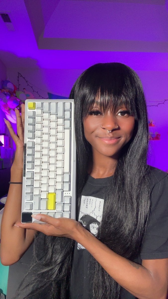 thatsbreanna's tweet image. BESTIES!!! The MAKR75 is an ambitious platform for YOU to build your new favorite keyboard!! This is The Start of Your Endgame!
♡ extensive customization options
♡ easy to build for first timers (like me)
♡ versatile customizability #MeetYourMAKR @CORSAIR