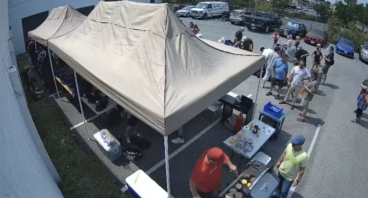 Dan's Dive Shop tweet media