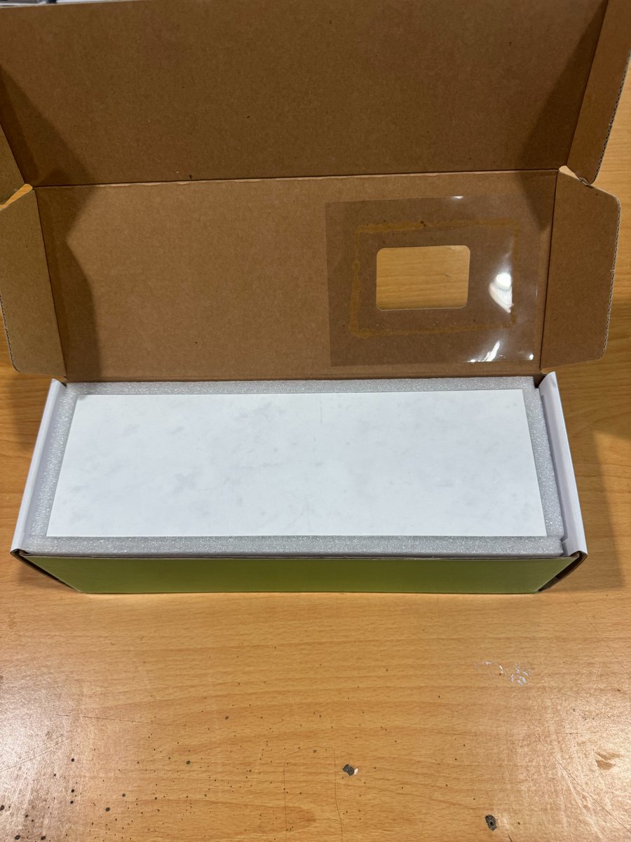 info_HAILSEA's tweet photo. Hello.

The HAILSEA box is now open.
We’re officially launching on Amazon.
Time to elevate your space with style.

THANK YOU.
🔗 https://t.co/lRm2rzHCMy

#HAILSEA #AmazonLaunch #SelfInterior #DesignTiles #HomeDecor #KitchenMakeover #Backsplashtile #PeelandSticktile https://t.co/IaxKv2vaHH