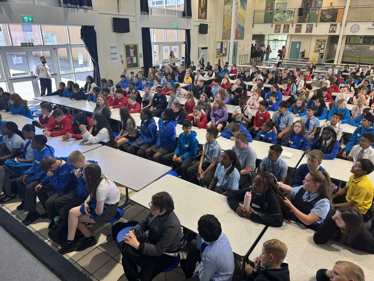 St Thomas Aquinas (@stthomasaqsec) on Twitter photo Welcome to our new S1 pupils. The class of 2031 have had a brilliant day! #TeamSTA #BeCLEAR <a href="/Mr_Henry_STA/">⭐️Team S1⭐️</a> Welcome to our new S1 pupils. The class of 2031 have had a brilliant day! #TeamSTA #BeCLEAR <a href="/Mr_Henry_STA/">⭐️Team S1⭐️</a>