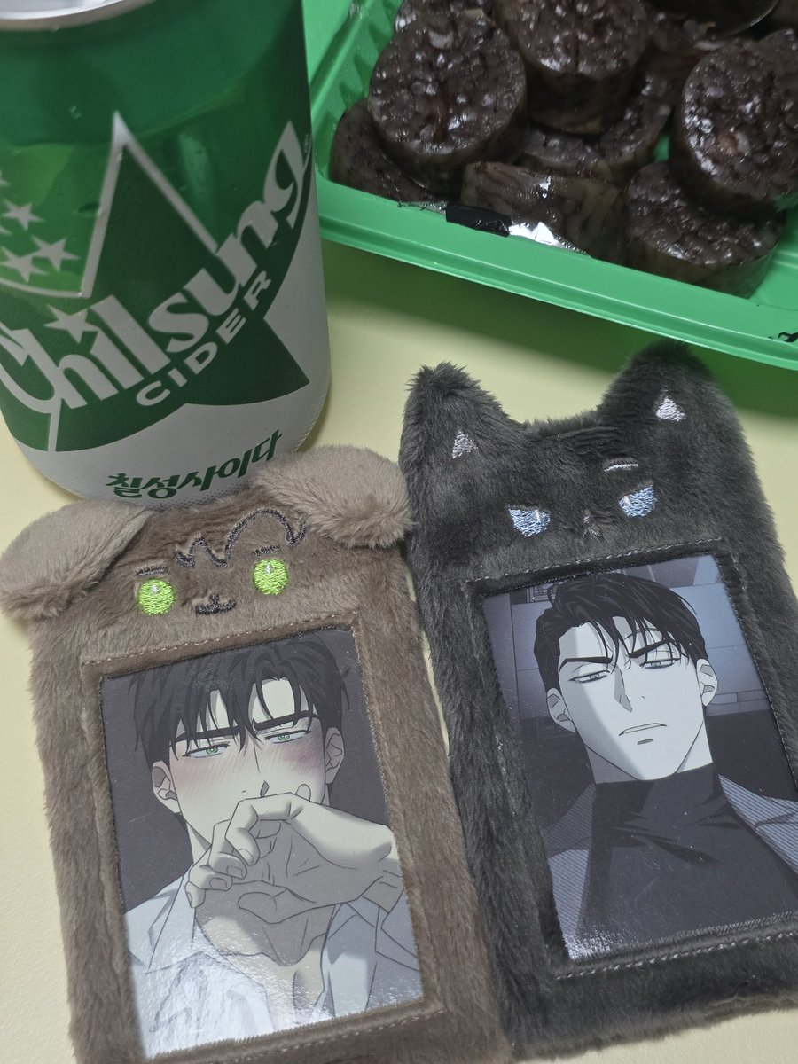 아기감자 생일축하해🥔💚
덕분에 초록색(? 먹었어 ><

#0520_HAPPY_MATTHEW_DAY 
#매튜레이너_생일_축하해 
#녹색전상_녹색전상몽리_JAXX