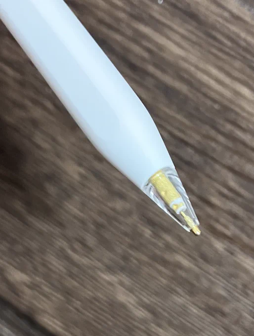 試しにApple Pencilのペン先をエコムの極細透明タイプに変えてみたんですが、めちゃ細かく描きやすかったです! 