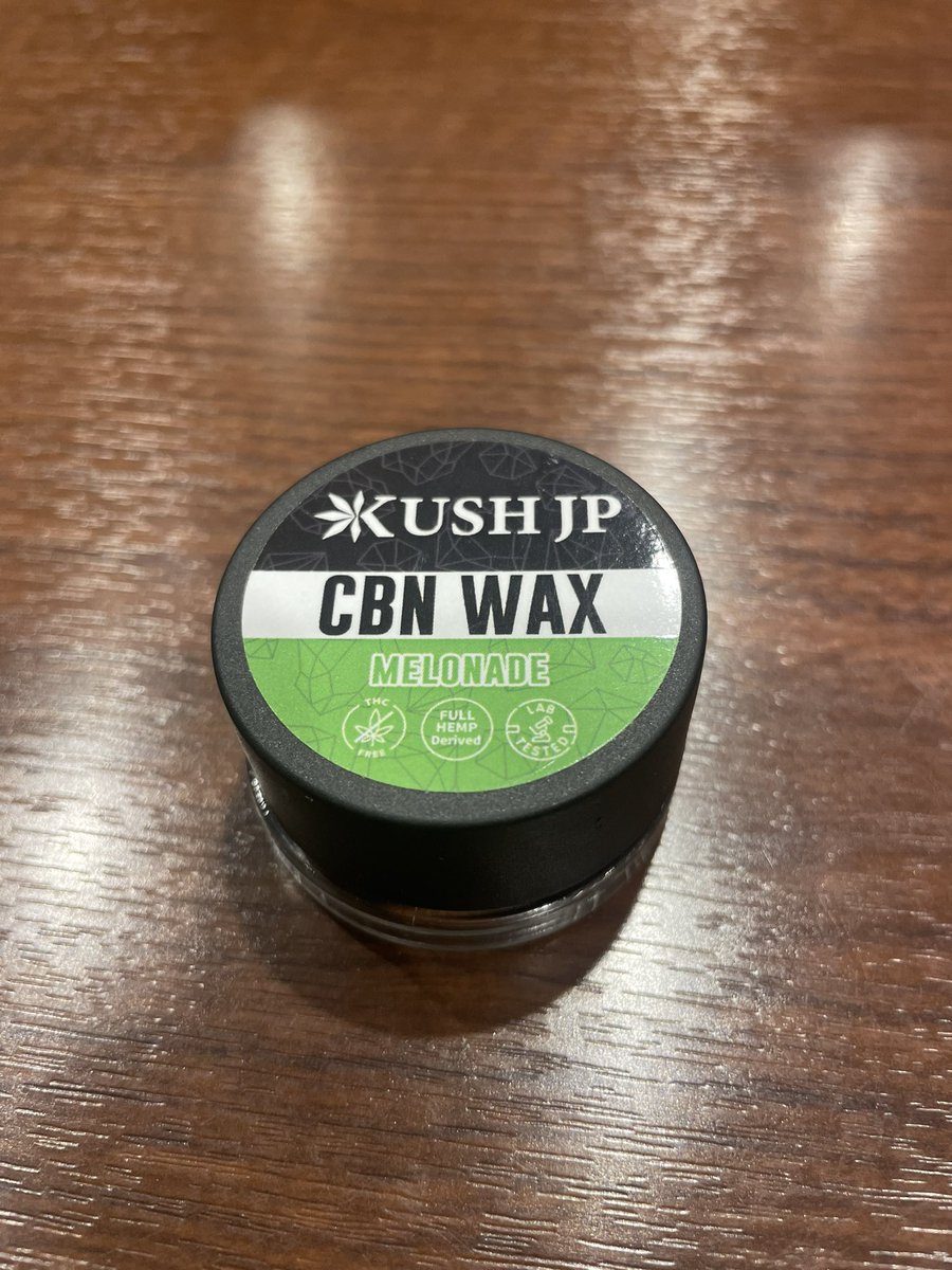 lilnangcha's tweet photo. 遅ればせながら…
 #kushjp
さんのプレゼント企画のCBNWAXレビューです！

結論、最高でした！☺️
吸った瞬間、温かみのある心地好い体感が体感がズシンと現れます。
食事や睡眠、遊びにも最適です！

タバコに混ぜても良し、バブラーで吸えば即エディブルのピークのような強体感を得られます。是非！ https://t.co/f4fewlEvEP