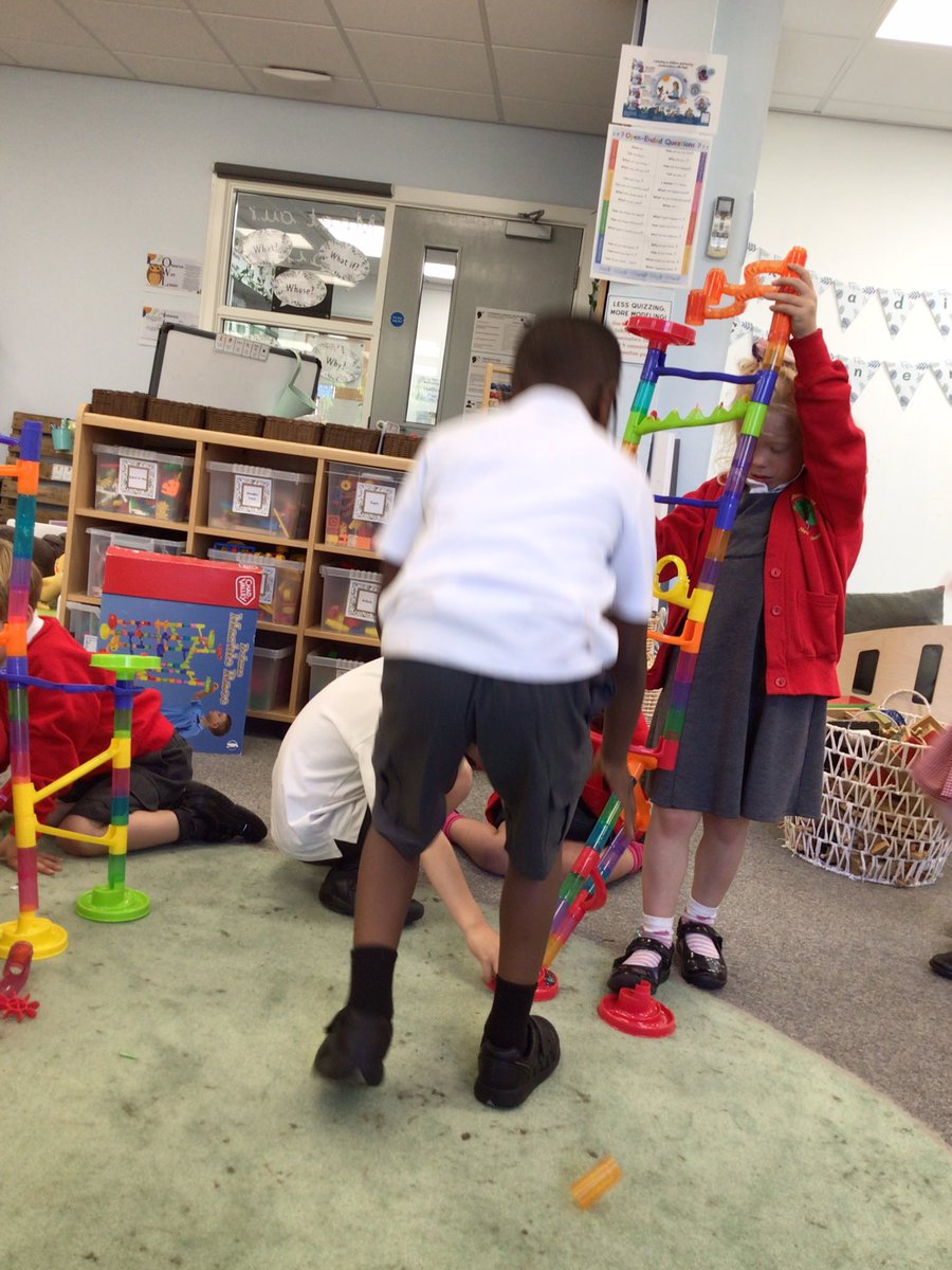Robin class have loved working together building our new marble run! #enfieldnewwalthamrobin