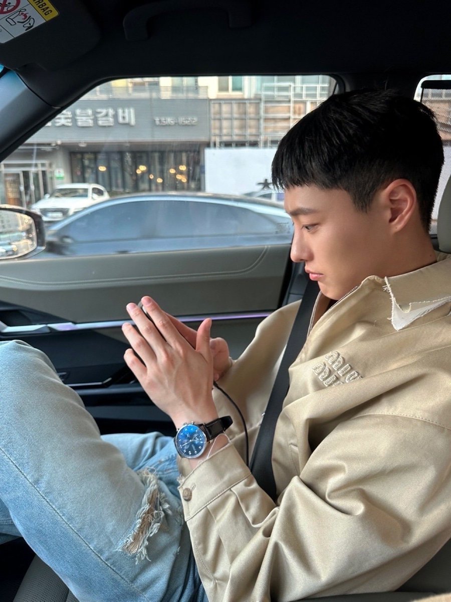 feellike_woodz's tweet photo. 여보 https://t.co/ppWoJB1xy9