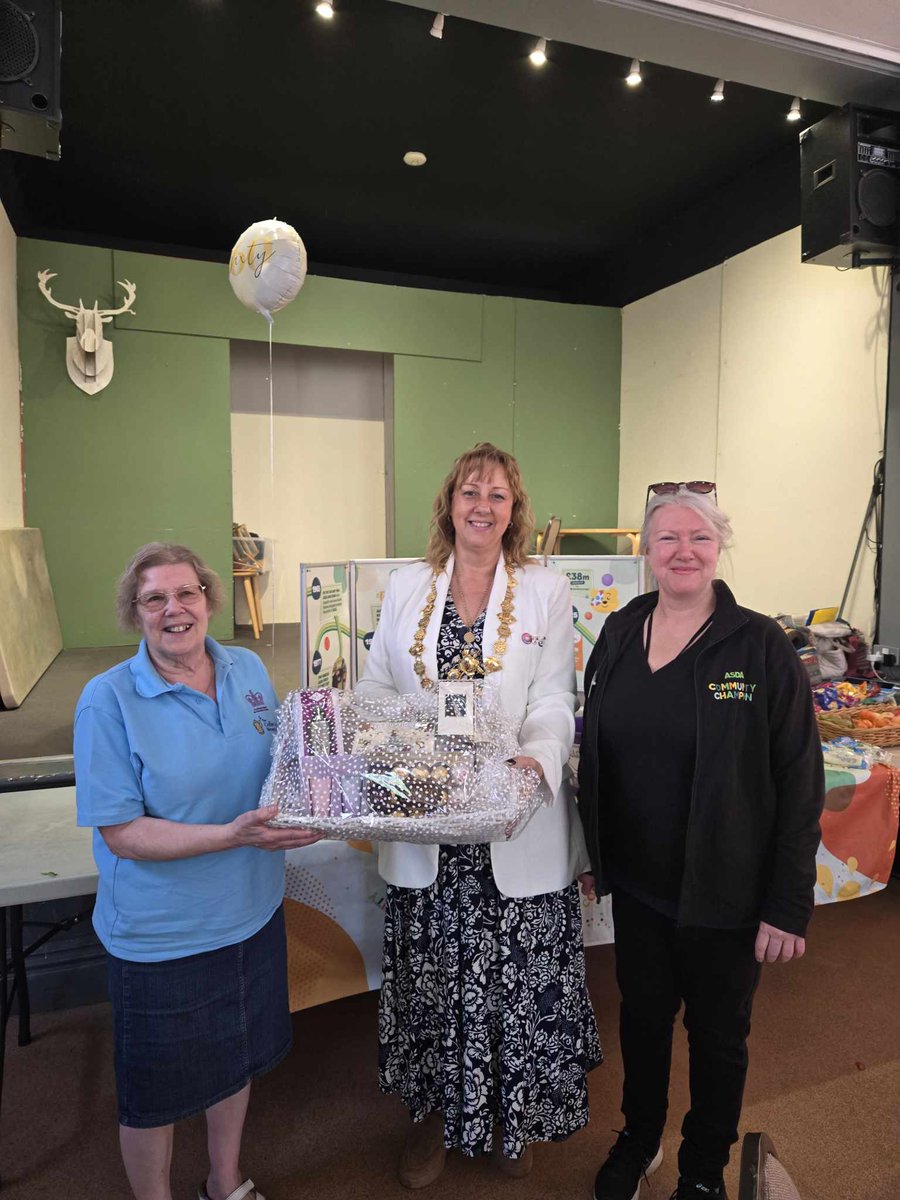 What a fabulous morning at the Community Centre today celebrating Asda`s 60th Birthday 📷