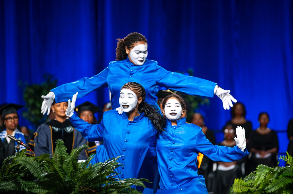 SpelmanCollege's tweet photo. Spelman College’s Commencement Weekend was a shining tribute to the power, purpose and perseverance of the Everlive Class of 2025! Read more: https://t.co/A5HxWbNITn #SpelmanGrad25 https://t.co/1eA0GuaL1d