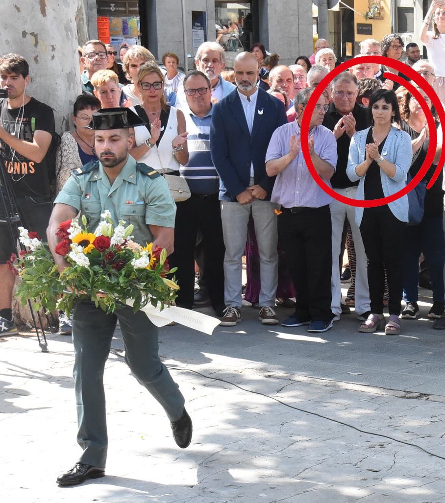gabrielrufian's tweet photo. Som tots uns butiflers, Capitana Orriols. https://t.co/rr3dH9O1jq