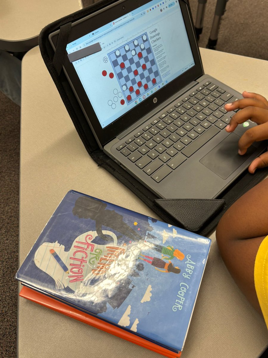 Mrs. Stepowyj tweet media