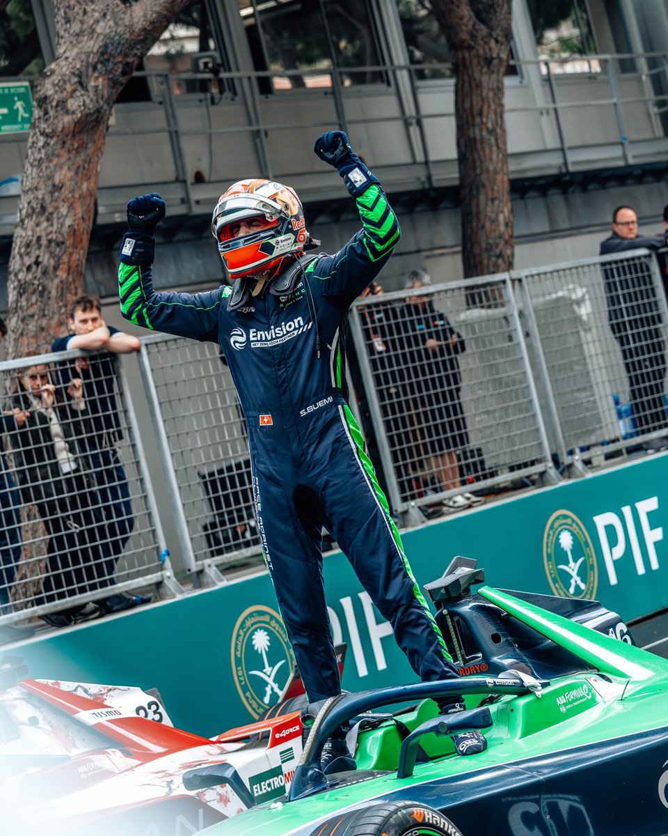 🏁 La semaine du Grand Prix démarre à Monaco !

A MonacoTech, nos startups partagent l’ADN du GP : audace, performance, technologie.

Mobilité, durabilité, santé… elles sont en pleine course vers l’innovation. 

Stay tuned !