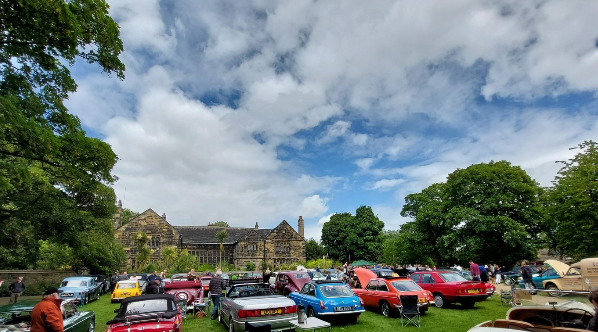 🚗Classic Car Rally &amp; Craft Fair

📅Sunday 8 June 2025
📌Oakwell Hall, Batley, WF17 9LG

Local makers &amp; artisan stalls and display of classic cars

Free parking, dogs welcome (on leads) and refreshments available!

More information, here: facebook.com/events/8872019…