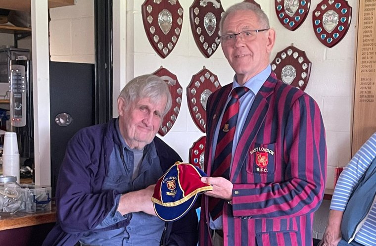 CLUB PAYS TRIBUTE TO FORMER WYVERNS CAPTAIN #Pitchero
eastlondonrfc.com/news/club-pays…