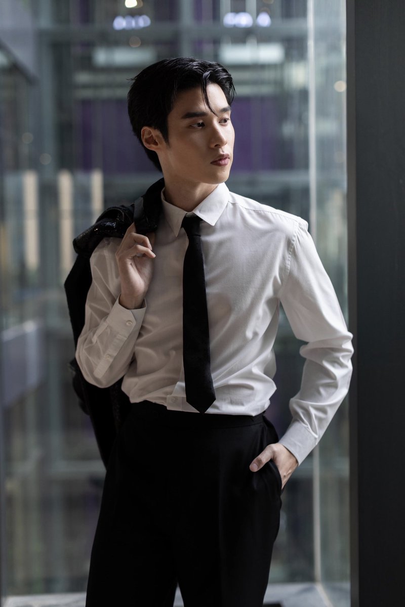 peakpeemapol tweet media
