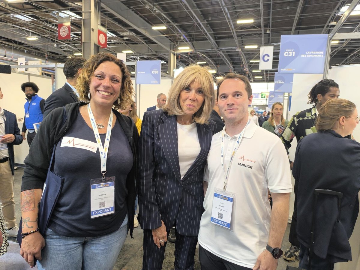 Idelencolere's tweet photo. @BrigittteMacron avec le CILEC https://t.co/WpeZfVDCPC