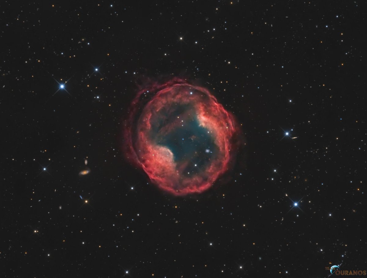 Jones-Emberson 1 is a faint planetary nebula in the Lynx, ~1,600 light-years away.🌌✨
This 4 light-year-wide shell marks the death of a Sun-like star. At its heart: a blue-hot white dwarf. Captured in stunning detail after 12+ hrs of exposure