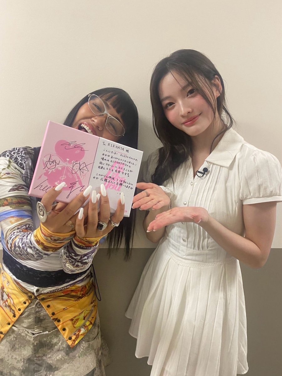 憧れの #RIEHATA さんとお会いしました💕
お話出来て、とても夢の様な時間でした🌈✨

<a href="/RIEHATAQUEEN/">RIEHATA</a>

#ILLIT
#IROHA
#イロハ