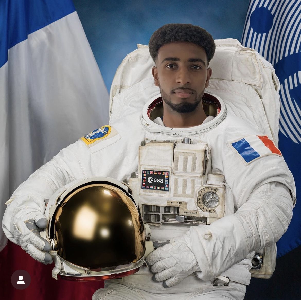 Issu d’une famille modeste, il a été recalé par McDo avant de rejoindre la NASA en 2024, à l’âge de 24 ans, devenant ainsi le + jeune Français à intégrer l’agence spatiale.
L'Histoire Incroyable d'Allan Petre ➡