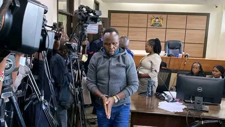 HammerHamm026's tweet photo. When Injustice Becomes Law Resistance Becomes Duty https://t.co/bHh81yWMcC