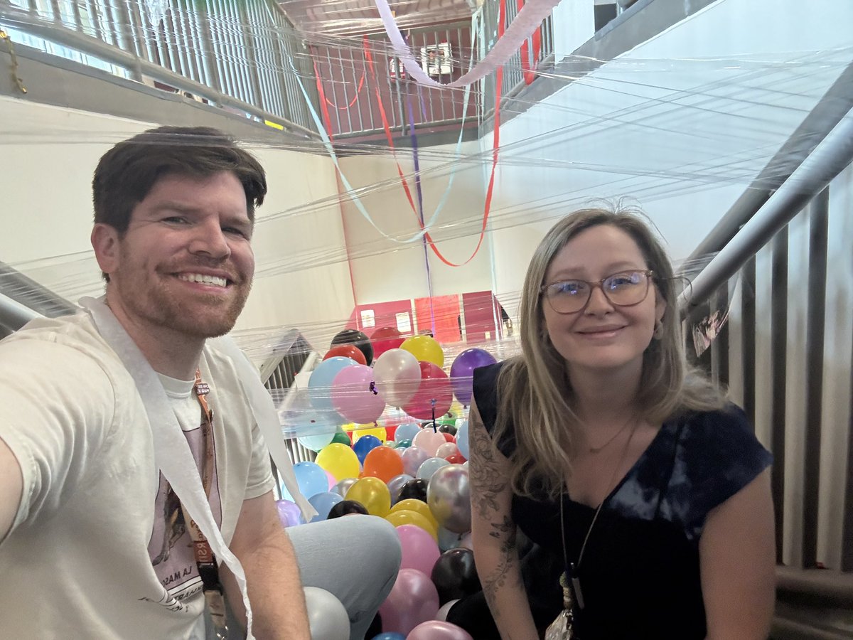 Blu DeVanon tweet media