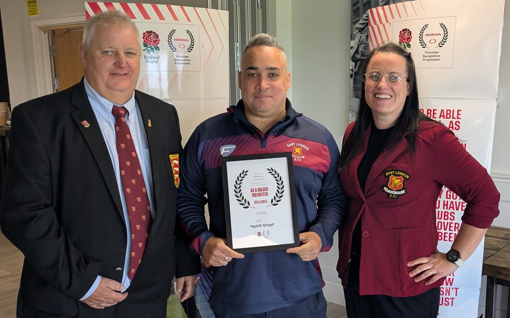 Volunteer award Titans Head Coach Graham Jones #Pitchero
eastlondonrfc.com/photos/volunte…