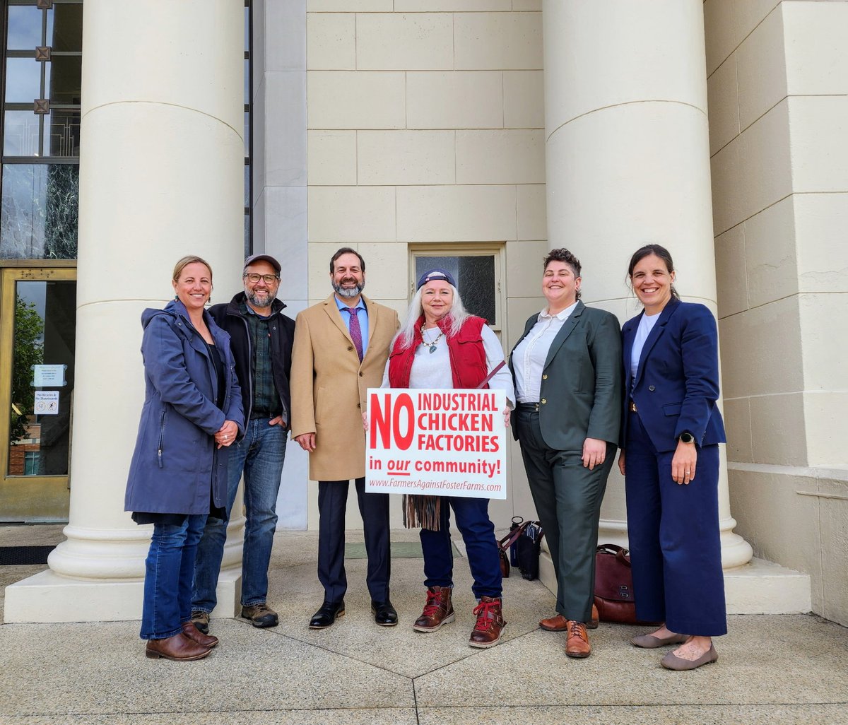 Yesterday our team went to court to stop J-S Ranch, a mega-#factoryfarm in OR slated to raise 3.5 million chickens/year next to a federally protected river — and we won! The decision revokes the permit for the facility and halts development so no #CAFO will be built on the site.