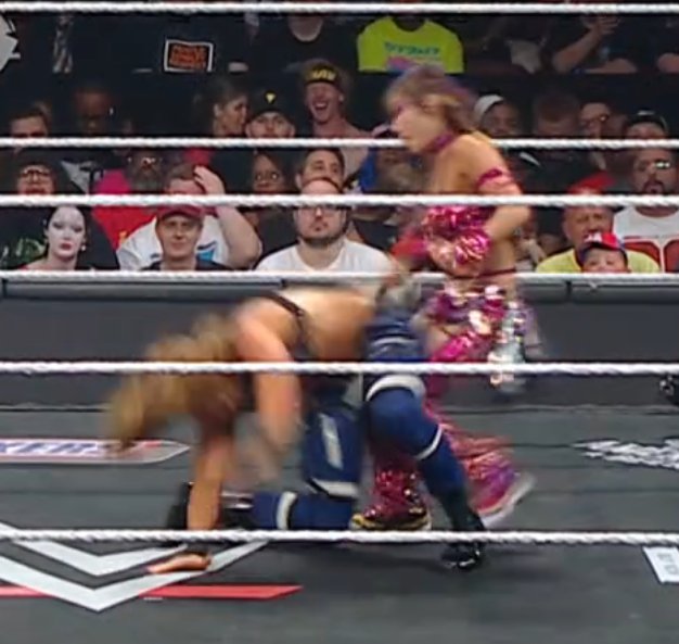 LeRandomBro's tweet image. that'll do it

#WWERAW