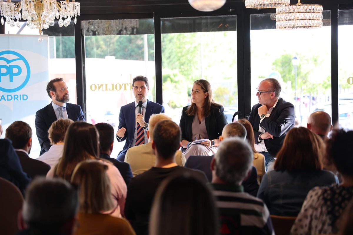 ‼️ #Arroyomolinos contará con Formación Profesional en el nuevo IES Torcuato Fernández-Miranda cuyas obras ya han comenzado.

ℹ️ Además, el alcalde anunció que pondrá a disposición de la Comunidad de Madrid las infraestructuras del colegio Solynieve.

bit.ly/3FpIkvn