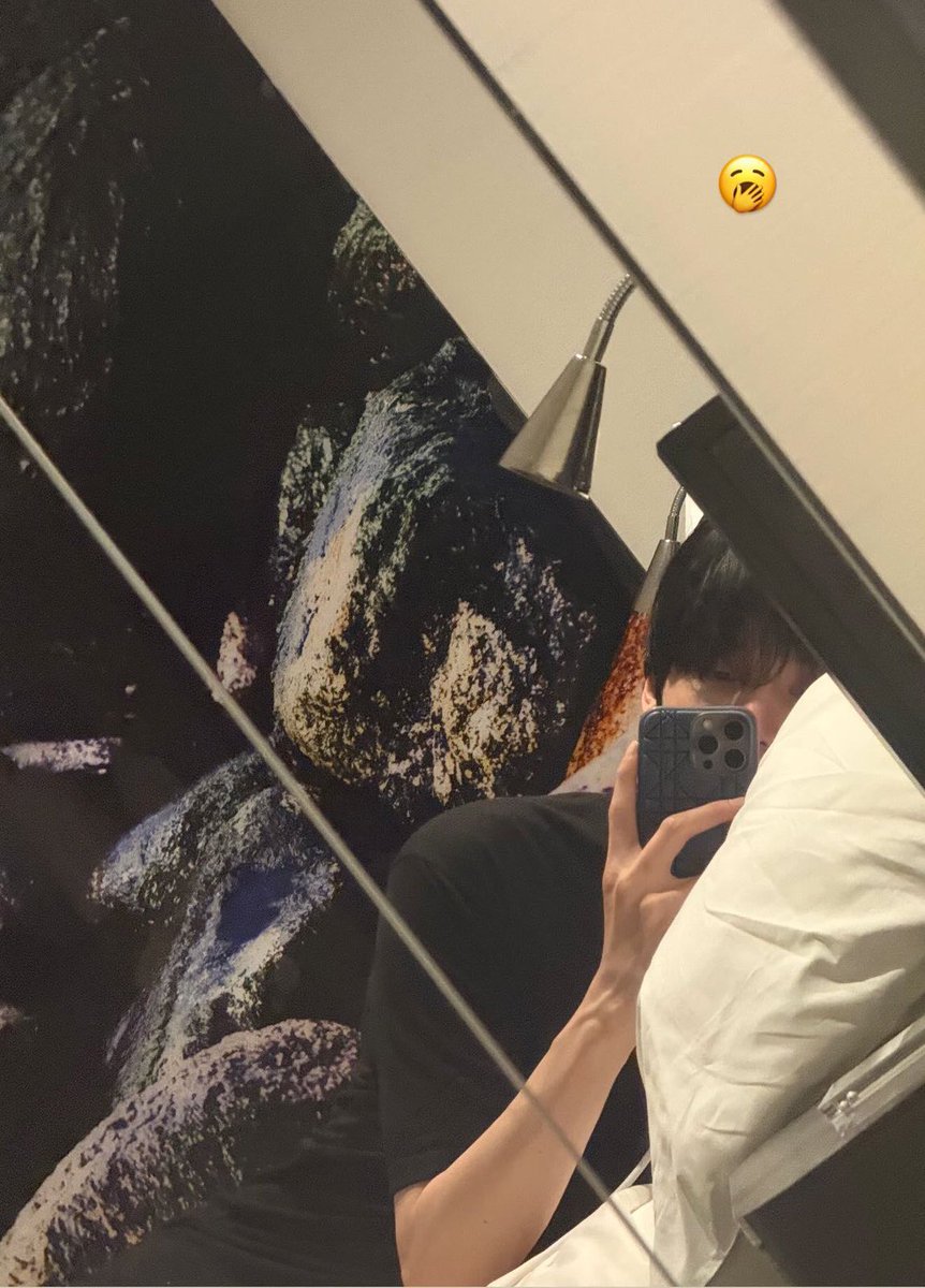 huegyuz's tweet photo. OMG SOOBIN'S IG STORY??!!?!? https://t.co/fMCqC9yeaA