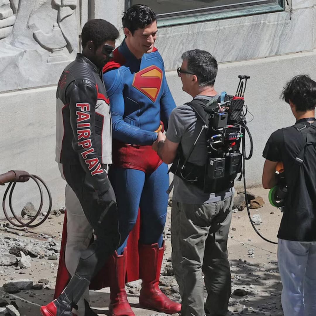 🇰🇪Kenyan actor Edi Gathegi has officially revealed that he is part of James Gunn’s eagerly anticipated Superman reboot, set for release on July 11, 2025🦸‍♂️
kenyanvibe.com/edi-gathegi-jo…