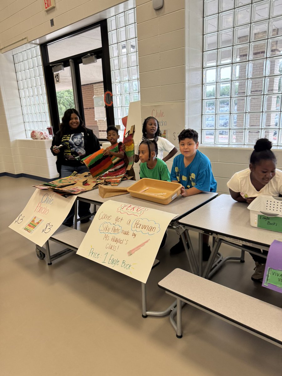 JGarnerEdD's tweet photo. Multicultural Market Day @OutleyE happening right now!!!@PrincipalArchie @AJones_AP @JShayFranklin https://t.co/rCt6DOYGr7