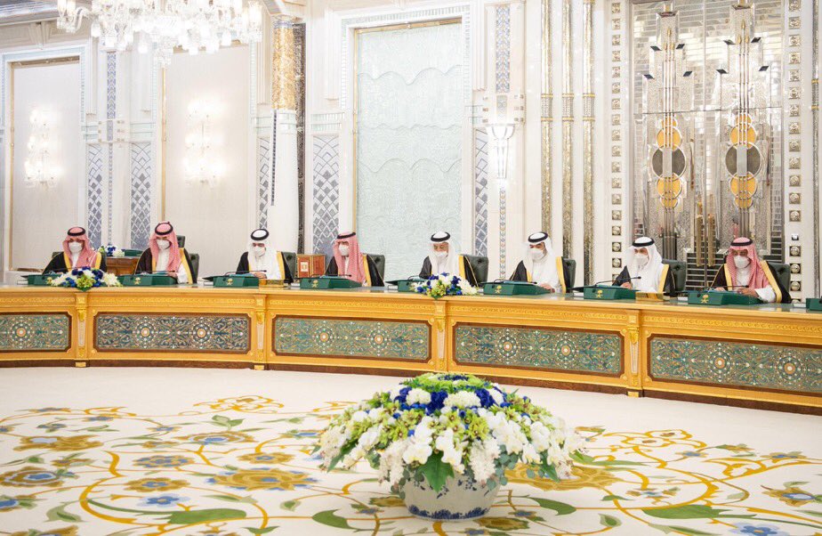 HRHMBNSALMAAN's tweet photo. خامسًا:
 تفويض معالي وزير الصناعة والثروة المعدنية -أو من ينيبه- بالتباحث مع الجانب الكازاخي في شأن مشروع مذكرة تفاهم بين وزارة الصناعة والثروة المعدنية في المملكة العربية السعودية ووزارة الصناعة والبناء في جمهورية كازاخستان للتعاون في مجال الثروة المعدنية، والتوقيع عليه.
 سادسًا:
 الموافقة على مذكرة تفاهم للتعاون في المجالات الصحية بين وزارة الصحة في المملكة العربية السعودية ووزارة الصحة في جمهورية سنغافورة.
 سابعًا:
 تفويض معالي وزير الصناعة والثروة المعدنية رئيس مجلس إدارة هيئة المساحة الجيولوجية السعودية -أو من ينيبه- بالتباحث مع الجانب الهندي في شأن مشروع مذكرة تفاهم للتعاون العلمي الجيولوجي بين هيئة المساحة الجيولوجية السعودية في المملكة العربية السعودية وهيئة المساحة الجيولوجية الهندية في جمهورية الهند، والتوقيع عليه.
 ثامنًا:
 الموافقة على اتفاقية تعاون بين رئاسة أمن الدولة في المملكة العربية السعودية وجهاز المخابرات والأمن القومي في جمهورية الصومال الفيدرالية في مجال مكافحة جرائم الإرهاب وتمويله.
 تاسعًا:
 الموافقة على إنشاء هيئة إشرافية للخدمات الصحية في وزارة الدفاع.
 عاشرًا:
 اعتماد آلية تنظيم أعمال الجهات المختصة فيما يتعلق بمواقع الخردة؛ لمنع وصول المواد المشعة أو الخردة المعدنية الملوثة بالمواد المشعة إليها.
 حادي عشر:
 تعيين معالي الأستاذ/ سعد بن محمد السيف، والدكتور/ عبدالسلام بن محمد الشويعر، والأستاذ/ عبدالحميد بن عبدالعزيز الغليقة، والدكتور/ أحمد بن عبداللّه المغامس، والأستاذ/ سليمان بن عبدالعزيز الزبن، والدكتور/ عبداللّه بن عدنان السليمي، والدكتور/ سالم بن مبارك الضويلي، والأستاذ/ فهد بن إبراهيم الحسين، والأستاذ/ إبراهيم بن سالم الرويس، أعضاءً من ذوي الخبرة والكفاية والتخصص في مجلس إدارة الهيئة العامة للولاية على أموال القاصرين ومن في حكمهم.
 ثاني عشر:
 اعتماد الحسابات الختامية للهيئة السعودية لتنظيم الكهرباء، وهيئة الزكاة والضريبة والجمارك، وهيئة تقويم التعليم والتدريب، وجامعة الملك عبدالعزيز لعامين ماليين سابقين.
 ثالث عشر:
 الموافقة على ترقيتين وتعيينين بالمرتبتين (الخامسة عشرة) و (الرابعة عشرة)، وذلك على النحو التالي:
 - ترقية يوسف بن ناصر بن إبراهيم الزيد إلى وظيفة (مستشار قانوني أول) بالمرتبة (الخامسة عشرة) بوكالة وزارة الداخلية للأحوال المدنية.
 - ترقية ناصر بن حمود بن عبدالعزيز الذييب إلى وظيفة (مستشار أول تقنية هندسة حاسب آلي) بالمرتبة (الخامسة عشرة) بوزارة المالية.
 - تعيين علي بن ناصر بن علي بشيه، على وظيفة (وكيل إمارة منطقة) بالمرتبة (الرابعة عشرة) بإمارة منطقة الباحة.
 - تعيين نايف بن كميخ بن حنيضل المريخي على وظيفة (وكيل إمارة منطقة) بالمرتبة (الرابعة عشرة) بإمارة منطقة تبوك.
 كما اطّلع مجلس الوزراء، على عدد من الموضوعات العامة المدرجة على جدول أعماله، من بينها تقارير سنوية للهيئة الملكية لمدينة مكة المكرمة والمشاعر المقدسة، وصندوق التنمية العقارية، والمركز الوطني لسلامة النقل، وقد اتخذ المجلس ما يلزم حيال تلك الموضوعات