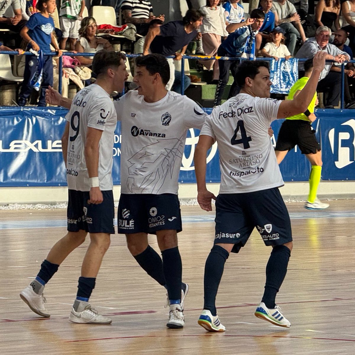 FutSalRFEF's tweet photo. 🚨 𝗣𝗹𝗮𝘆𝗼𝗳𝗳𝘀 𝗱𝗲 𝗮𝘀𝗰𝗲𝗻𝘀𝗼 a Segunda División. 

🕕 𝗛𝗼𝗿𝗮𝗿𝗶𝗼𝘀 oficiales. 
🆚 Partidos de 𝗶𝗱𝗮 de la segunda eliminatoria. 

ℹ️ Toda la información: https://t.co/VaVJtlMHbj

#FutsalRFEF https://t.co/EF4MAiai80