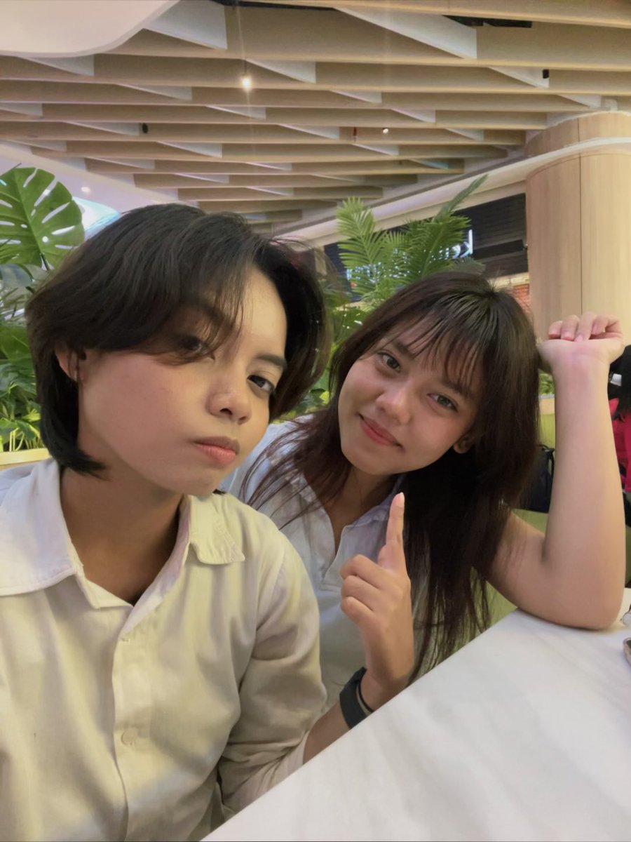 meyyi 🍓 tweet media