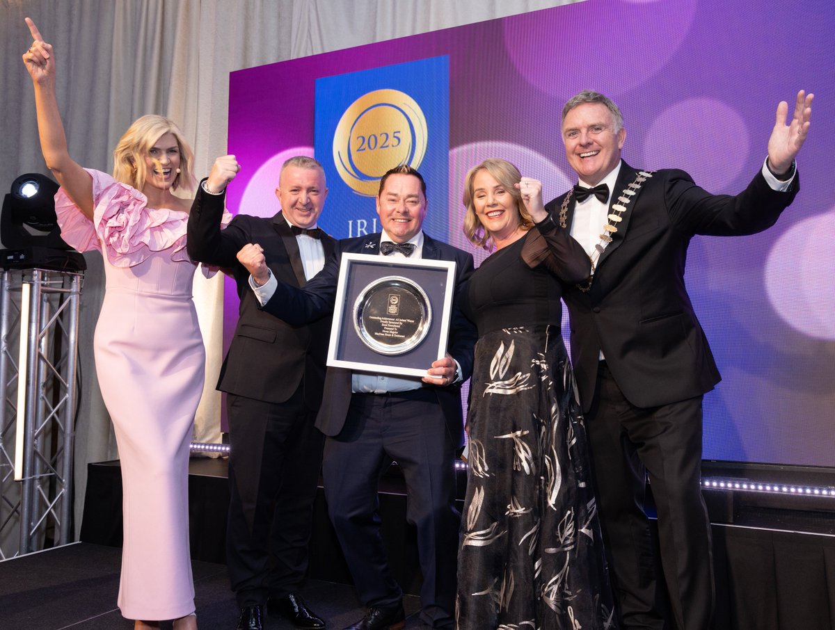 IrishRestaurantAward tweet media