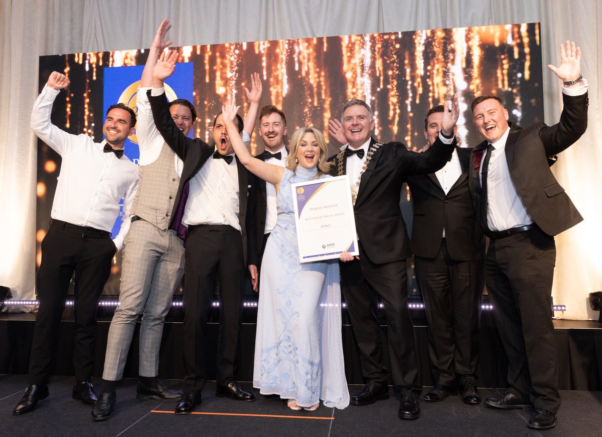 IrishRestaurantAward tweet media