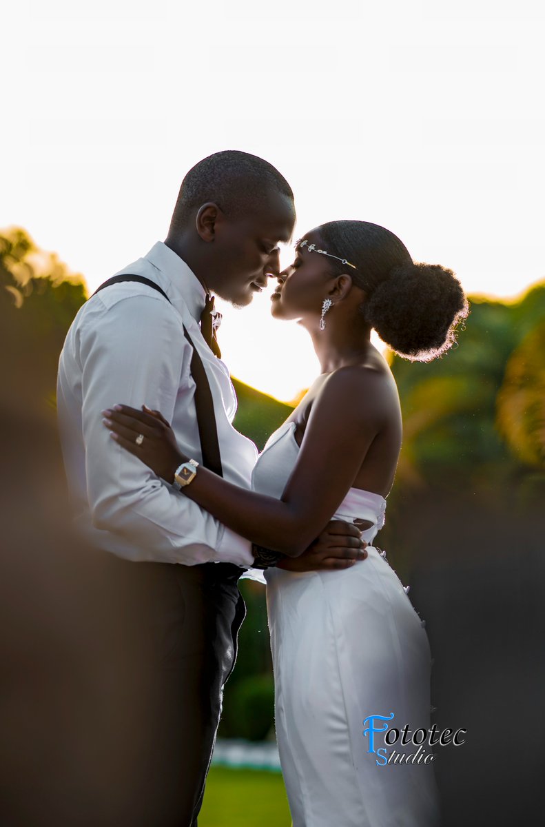 fototecstudio's tweet photo. Great photos. Zero stress. That’s FOTOTEC. 3/3 https://t.co/84sX1LiMn4