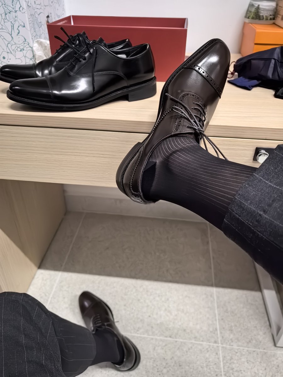 ba27453's tweet photo. 新鞋开苞 https://t.co/8NzYQojVCK