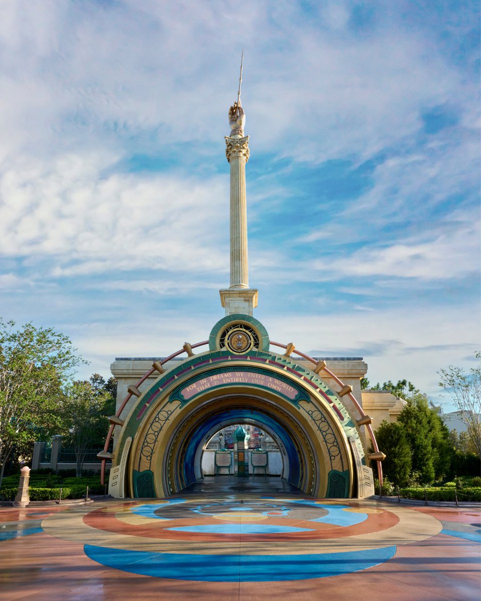 UniversalORL's tweet photo. For in dreams, we enter a world that is entirely our own.

2 days until the Grand Opening of The Wizarding World of Harry Potter - Ministry of Magic at Universal Epic Universe 💫 https://t.co/uIpqgcb2Q3