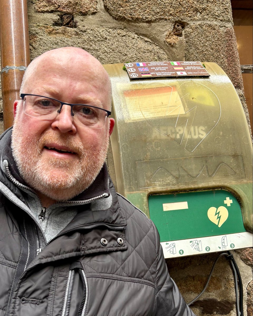 ZOLL® In The Wild sighting in Le Mont-Saint-Michel in Normandy, France!

#ZOLLInTheWild #Travel #PublicSafety
