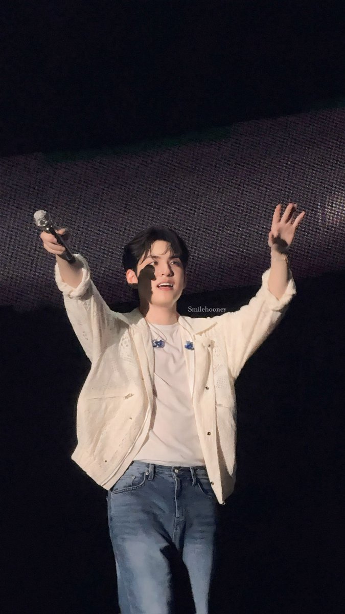smilehooney's tweet photo. 250503 🐰 DAY6 FOREVER YOUNG IN JAKARTA
#데이식스 #김원필 #원필 #Day6 #Wonpil #day6wonpil #day6worldtour #foreveryounginjakarta https://t.co/vmoLAHaysL