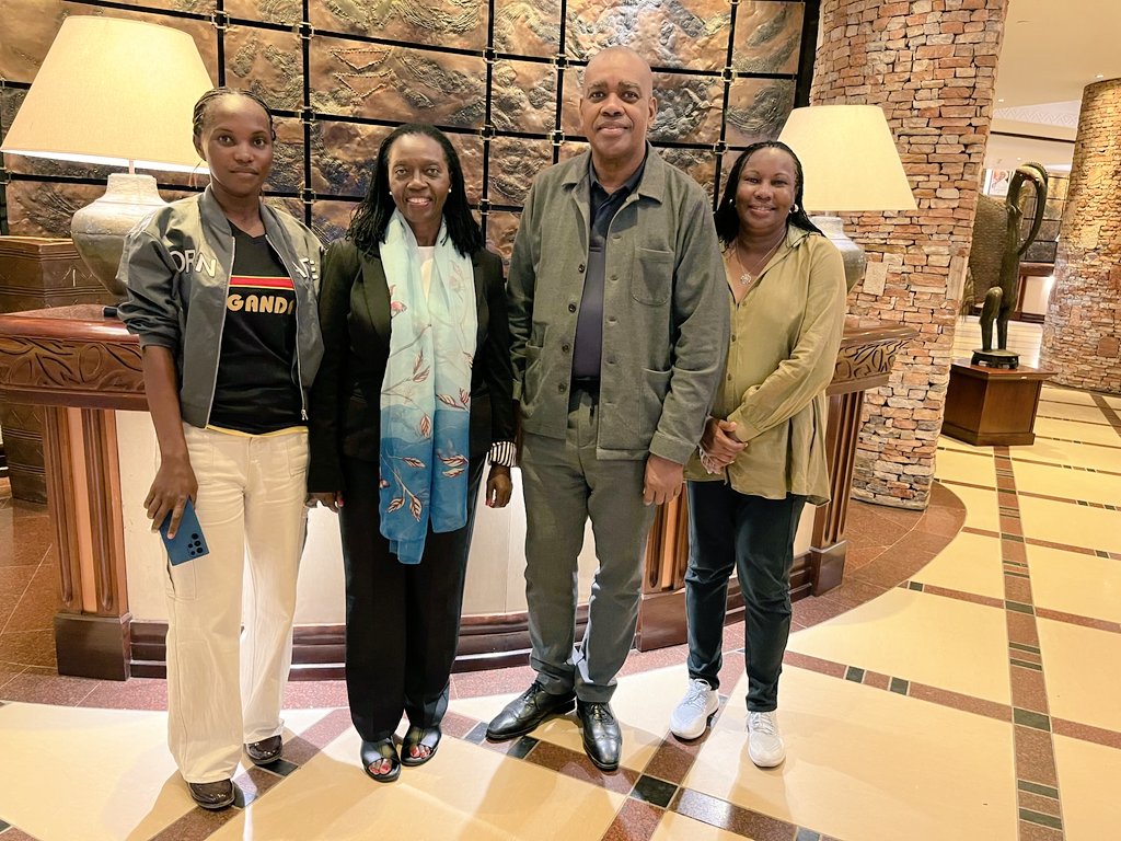ProscieK's tweet photo. Today @MarthaKarua @SaidLarifou @ngugi_lynn and I visited @kizzabesigye1 and #ObeidLutale at Luzira Upper where they have spent 6months in detention. https://t.co/s0a3uAiDTu