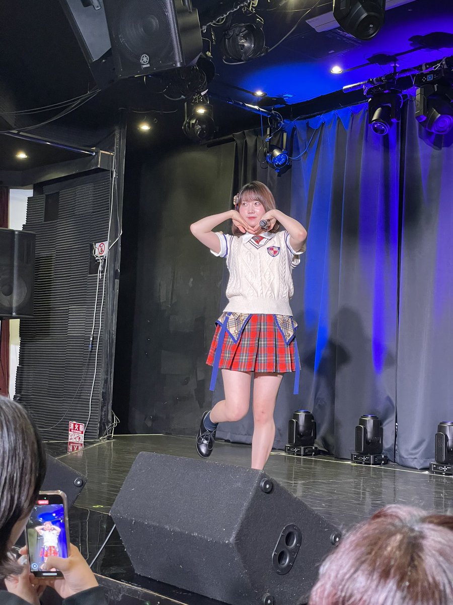 sanshiro313's tweet photo. 昨日はライブも見れたしチェキも撮れたし話もできたし、とっても幸せだった🫶🏻
心愛に会うと元気もらえるな〜
またすぐに会いたい👐
#甲斐心愛 https://t.co/SXsxDnotWX