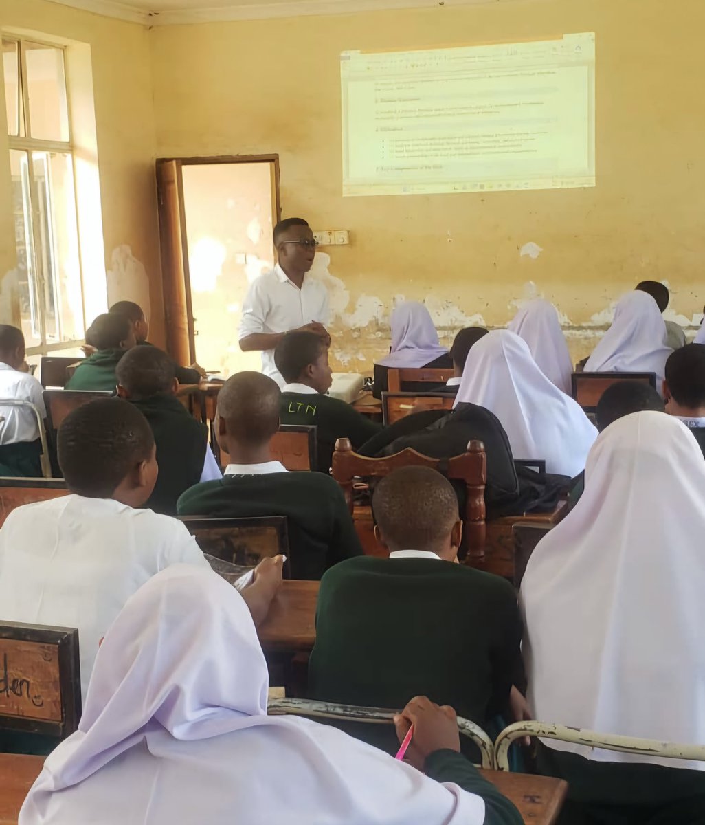 My Birthday Tree Innovation Hub launched at Morogoro Secondary School! 🌳 Empowering youth through environmental education, organic gardens, tree planting, and sustainable innovation. Plans to expand nationwide! 🌎  💚