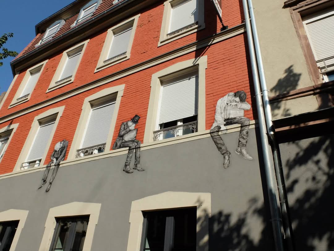 PatrickFavrel's tweet image. #StreetArt : Histoires à coucher dehors, de Charles #Levalet.
2017
Carte du #StreetArt à #Strasbourg
rue89strasbourg.com/strasbourg-ce-… …