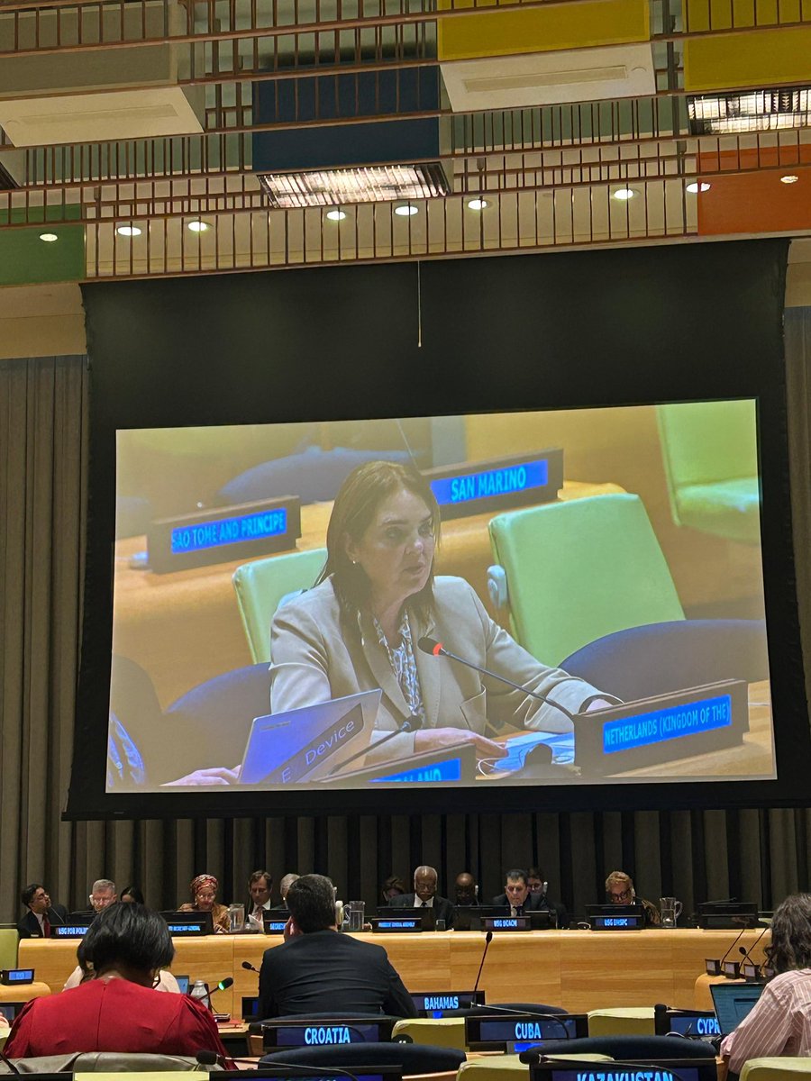 As the UN turns 80, #KingdomNL fully supports the SG's initiative to make the UN more effective, impactful &amp; accountable. 

We stand ready to make the UN fit for the next 80 years! Together we can realize a UN that has a lasting impact on the lives of people around the world🙌🇺🇳