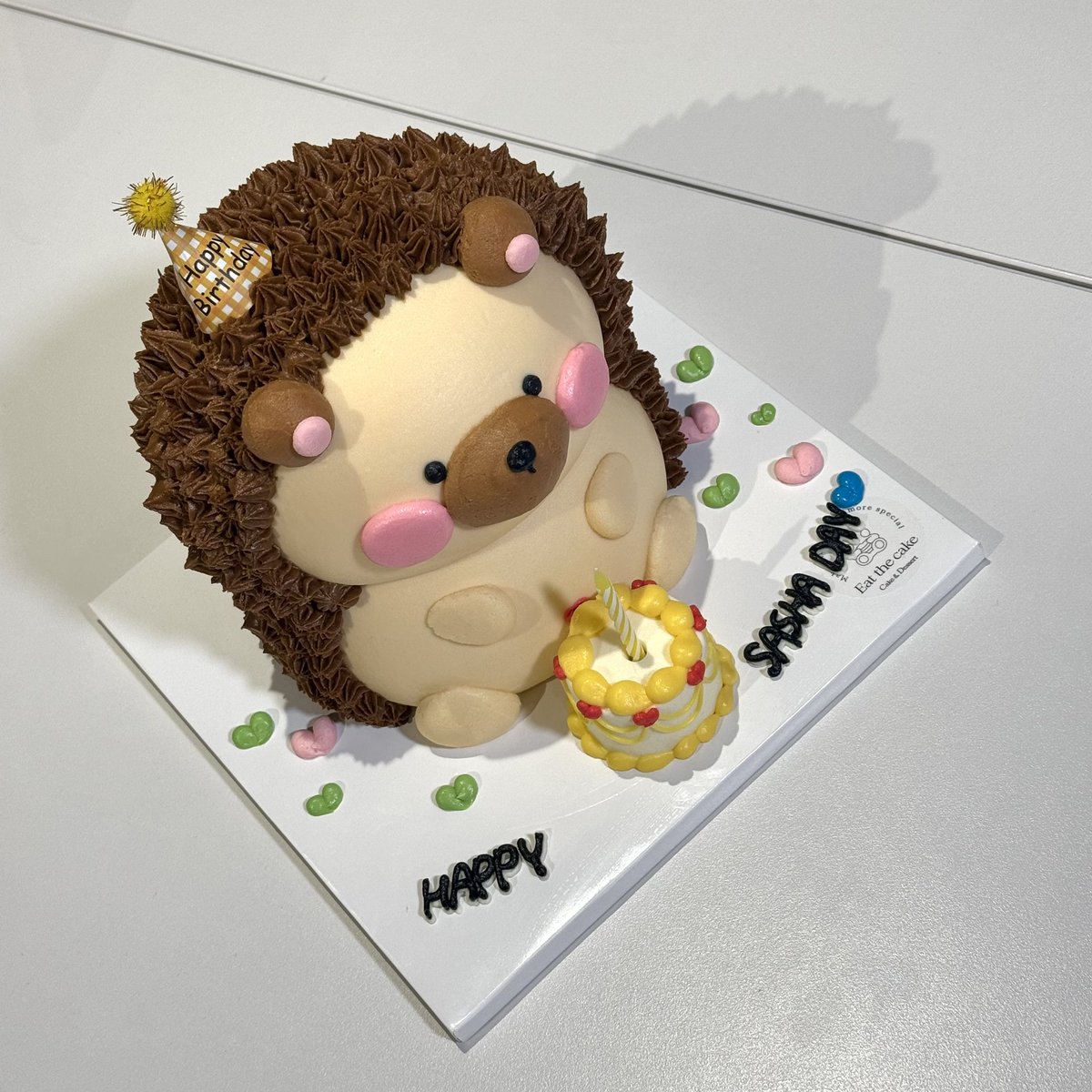 ifeye_official's tweet photo. [📸 #eye_capture]
아기 꼬꼬 고슴사샤 생일🎂 및 첫 단체 라이브🤍
잎둥이 언니들 다 넘어와~!

#ifeye #이프아이
#SASHA #사샤 https://t.co/jmiz92CLhh