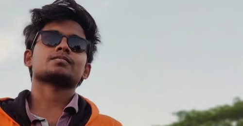 PkrGuru's tweet image. Monday night on @PokerBaazi delivered yet another high-value grind, with the ever-reliable ₹10 Lakhs GTD #DailyLastChance standing tall as the platform's premier late-night draw. The flagship closed with a 637-entry field (329 unique) and soared past its guarantee, building a